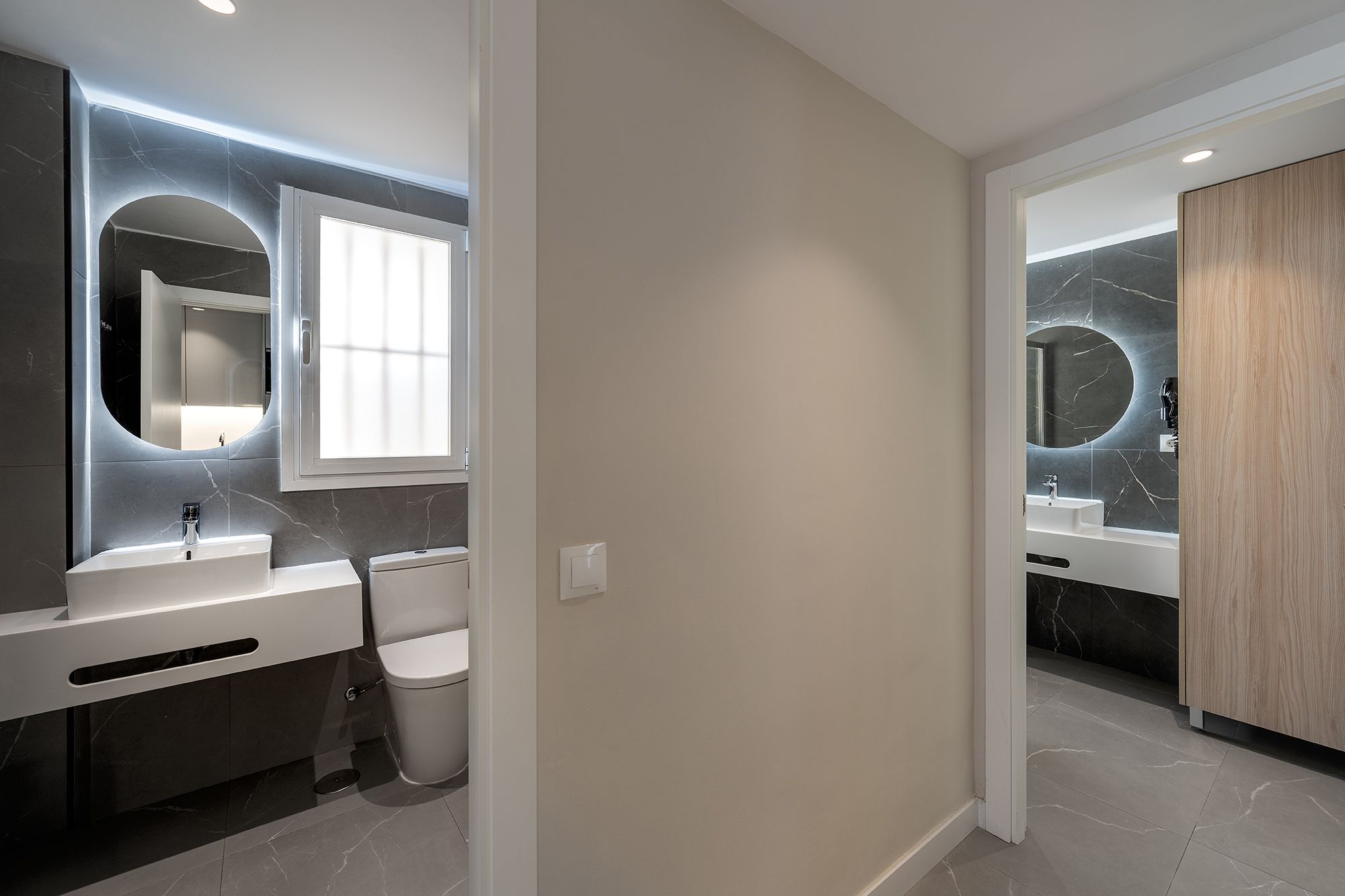 Aparthotel with two modern bathrooms to cover all necesities of groups and families