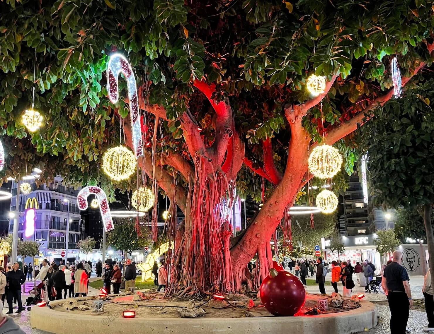 Christmas in Benidorm is magical. Christmas Threes decorations
